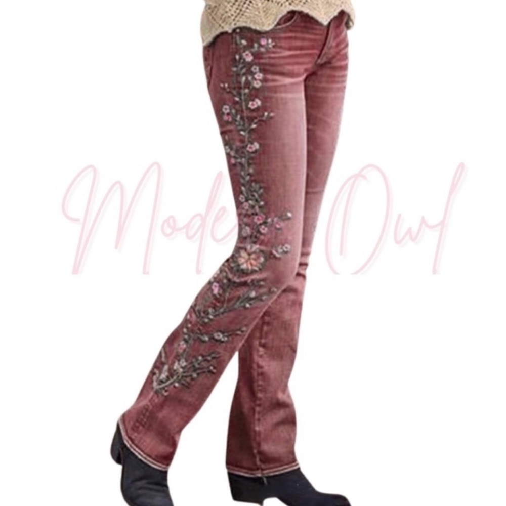 Faded Pink High Waist Jeans with Floral Embroidery